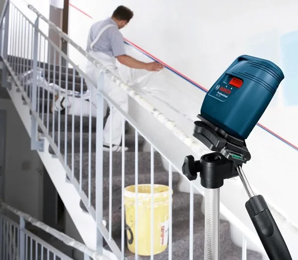 Лазерний рівень Bosch Professional GLL 3 X до 15м з точністю ±0.5мм/м, червоний промінь, вага 0.5кг.