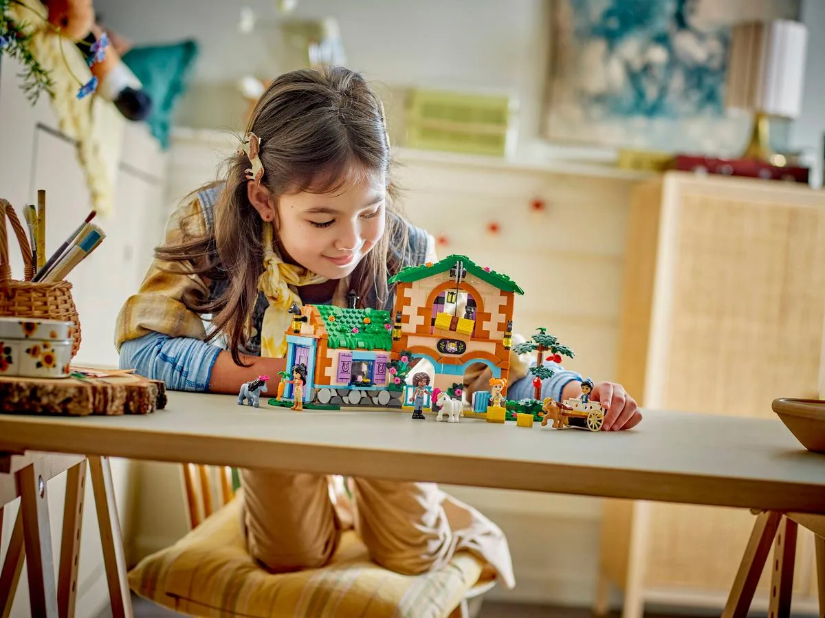 Конструктор LEGO Friends різнокольоровий матеріал пластик для дітей від 7 років