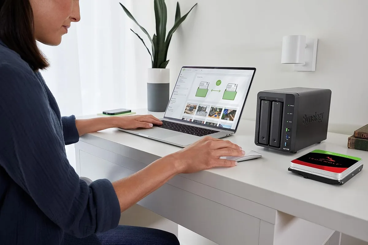 Жорсткий диск Seagate 16TB 3.5" SATA для NAS серверів
