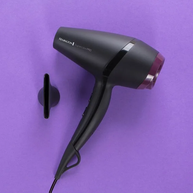 Фен Remington Supercare PRO 2100 с AC мотором, мощностью 2100 Вт, 3 режимами работы, ионизацией и холодным обдувом, черного цвета
