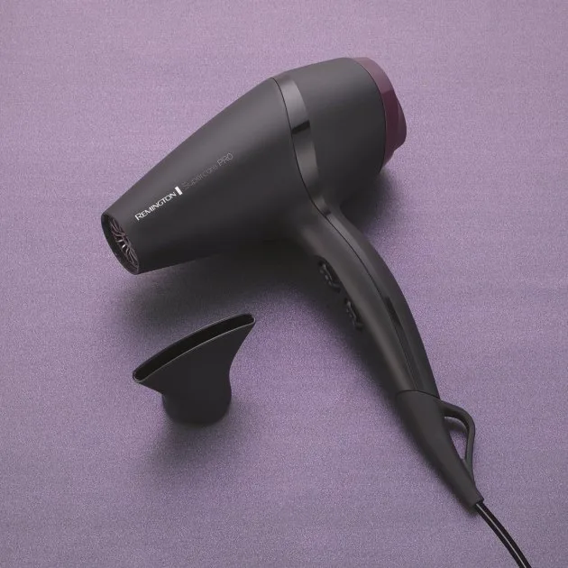Фен Remington Supercare PRO 2100 с AC мотором, мощностью 2100 Вт, 3 режимами работы, ионизацией и холодным обдувом, черного цвета