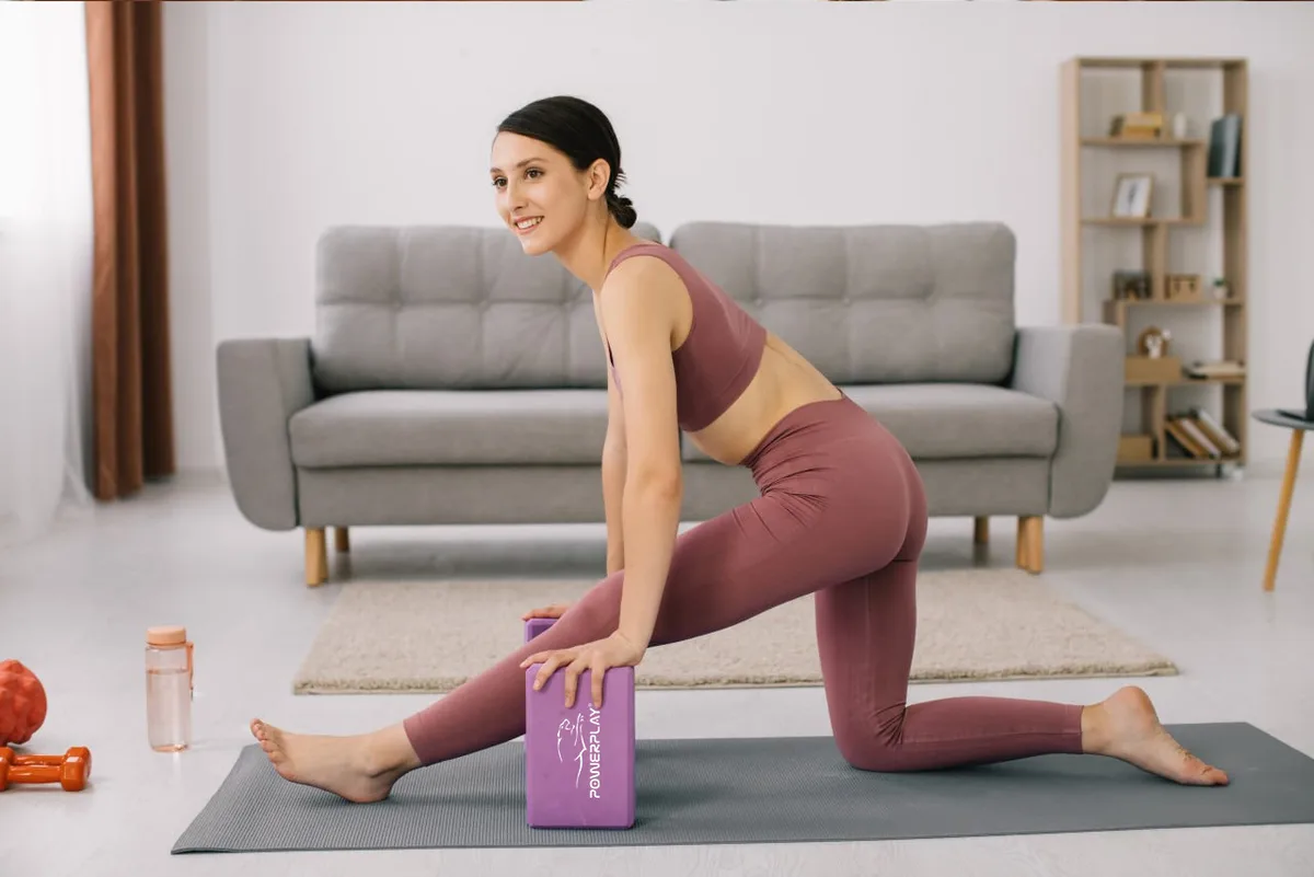 Блок для йоги Active Point EVA 7,6х15,2х22,9 см Фіолетовий