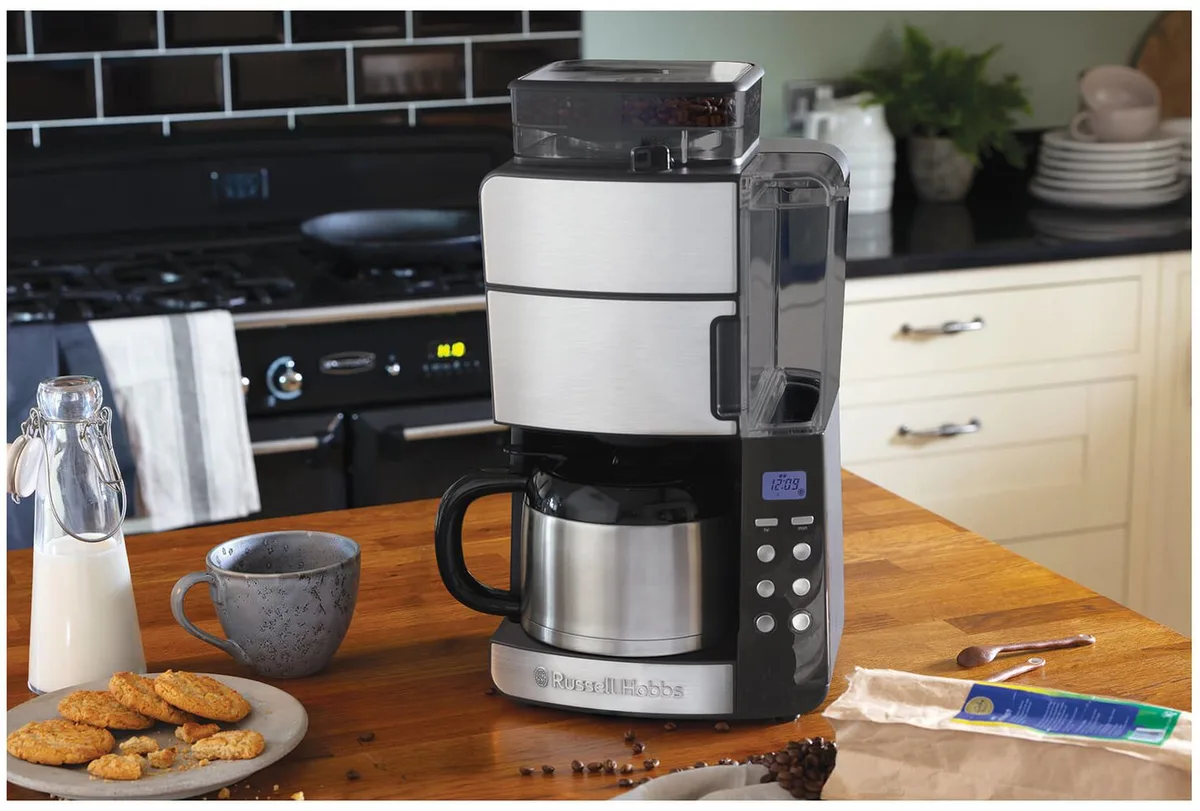 Кавоварка Russell Hobbs крапельна 1л нержавіюча сталь чорна