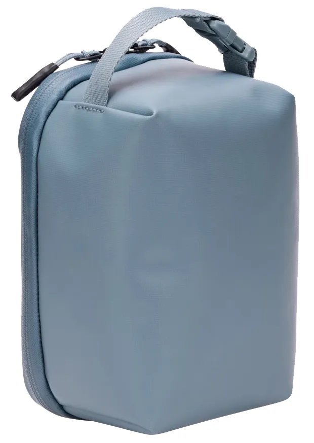 Дорожня сумка Thule перероблений поліестер 3 л 215х115х140 мм Pond gray