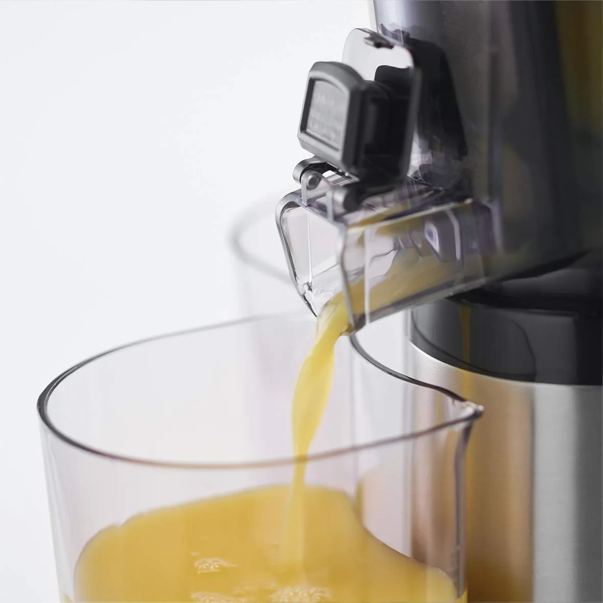 Соковыжималка Russell Hobbs 25170-56 Медленный отжим для соков