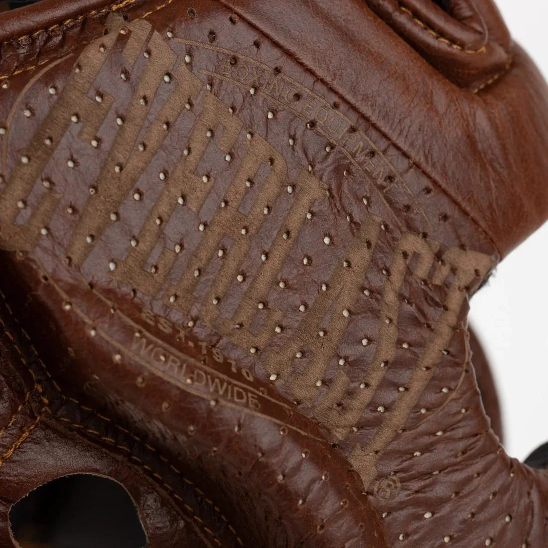 Шолом Everlast шкіряний S/M коричневий