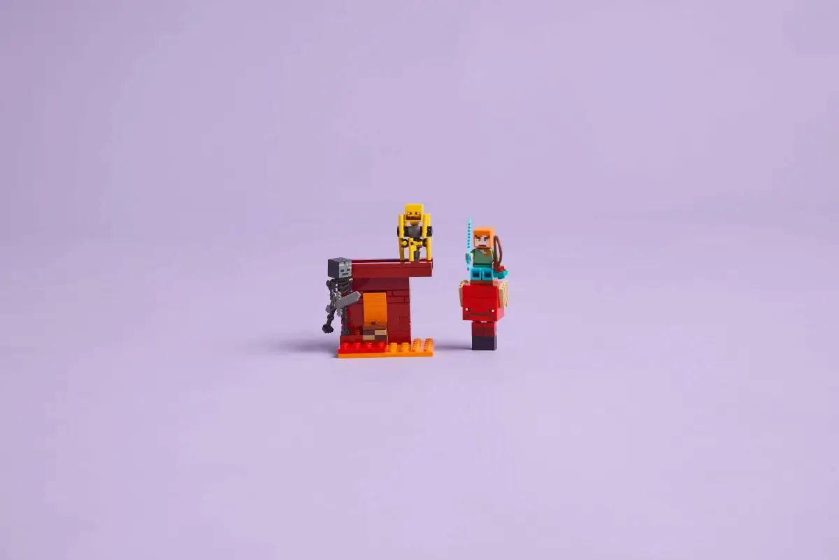 Конструктор LEGO Minecraft Битва з лавою у Незері