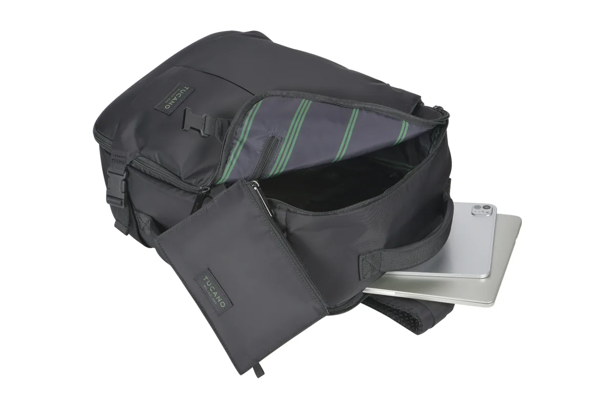 Рюкзак дорожній Tucano TUGO Premium CABIN 16", 23л, чорний