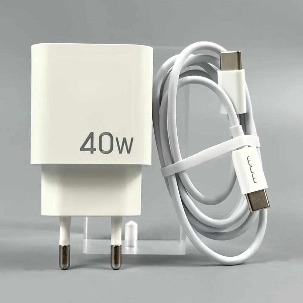 Сетевий зарядний пристрій 40W USB-C метал/пластик 5х5 см білий