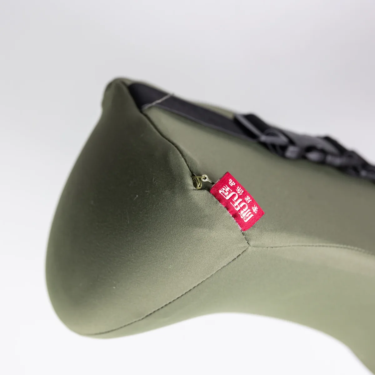 Подушка подголовник ортопедическая Memory Foam 30х20х13 см матовый трикотаж оливковый