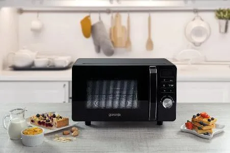 Мікрохвильова піч Gorenje, 20 л, електронне управління, 700 Вт, функція грилю, дисплей, чорного кольору.