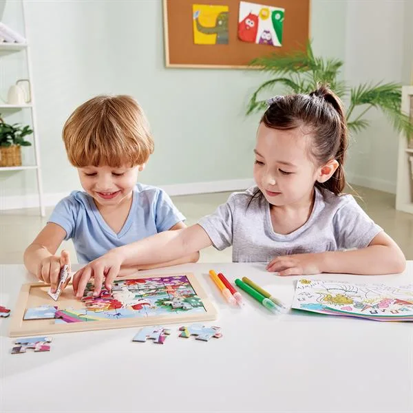 Пазл Hape картонний 30х26 см Єдинороги з розмальовкою