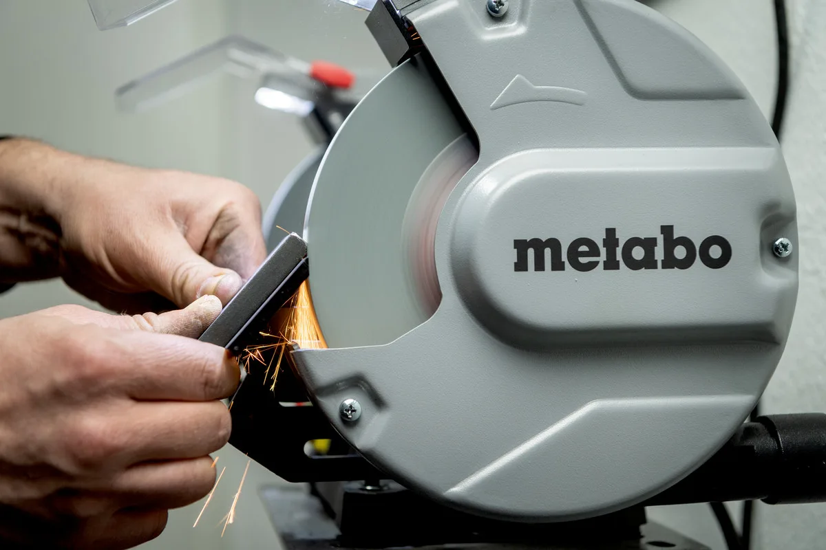 Верстат заточувальний Metabo 200 мм 750 Вт універсальний для металу