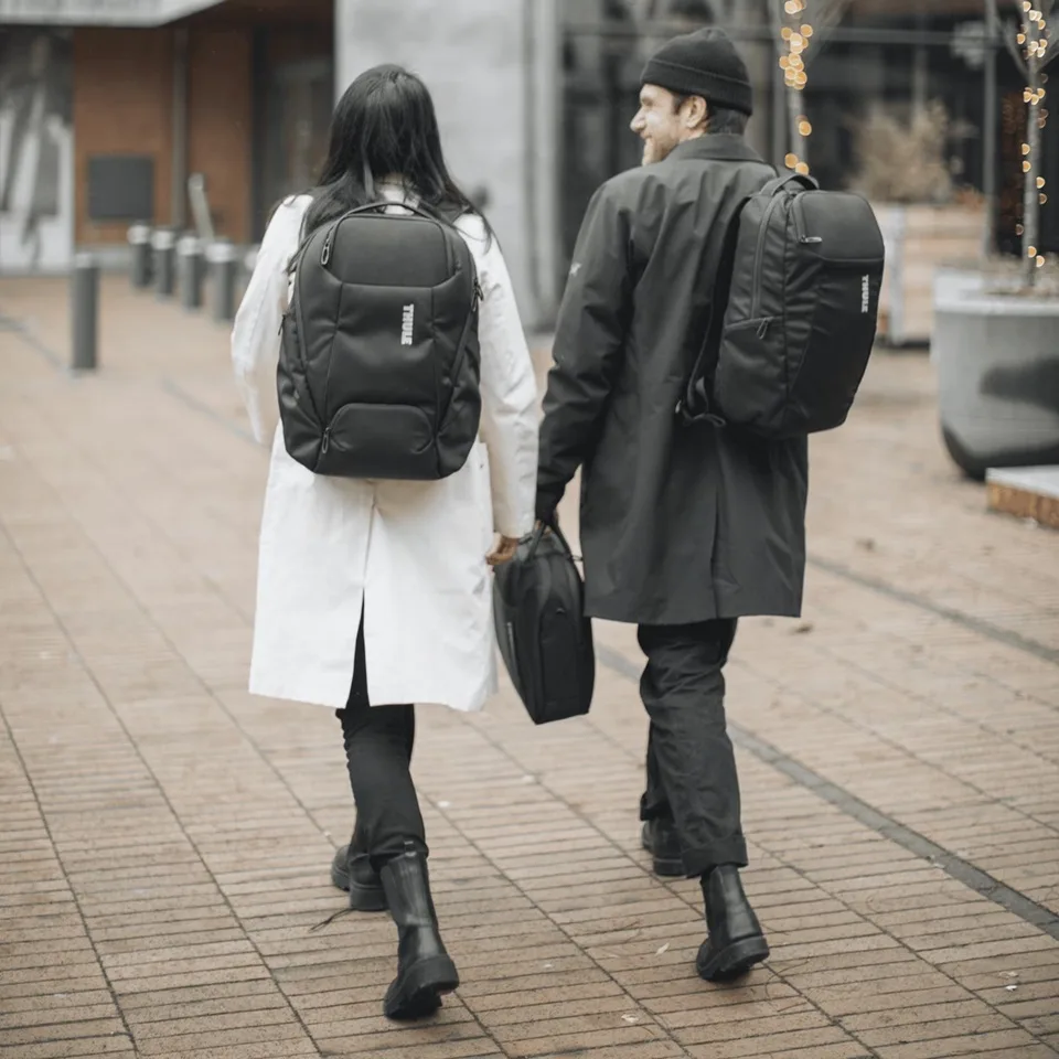 Сумка Thule Полиэстер 15,6" Черная