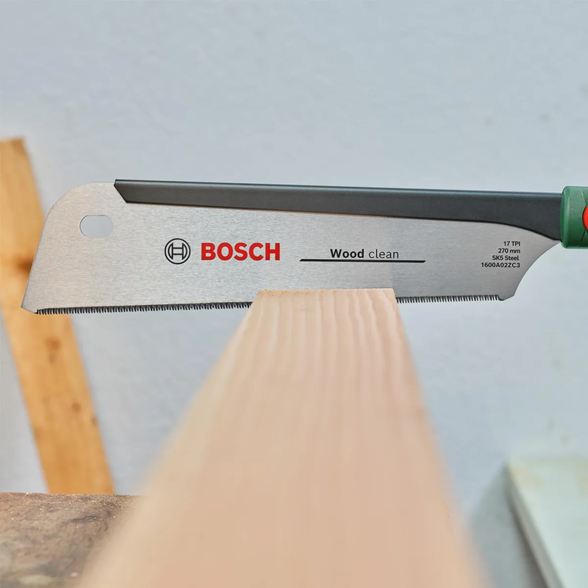 Пила для дерева Bosch Dozuki, 270 мм, 17 TPI, з пластиковою ручкою.
