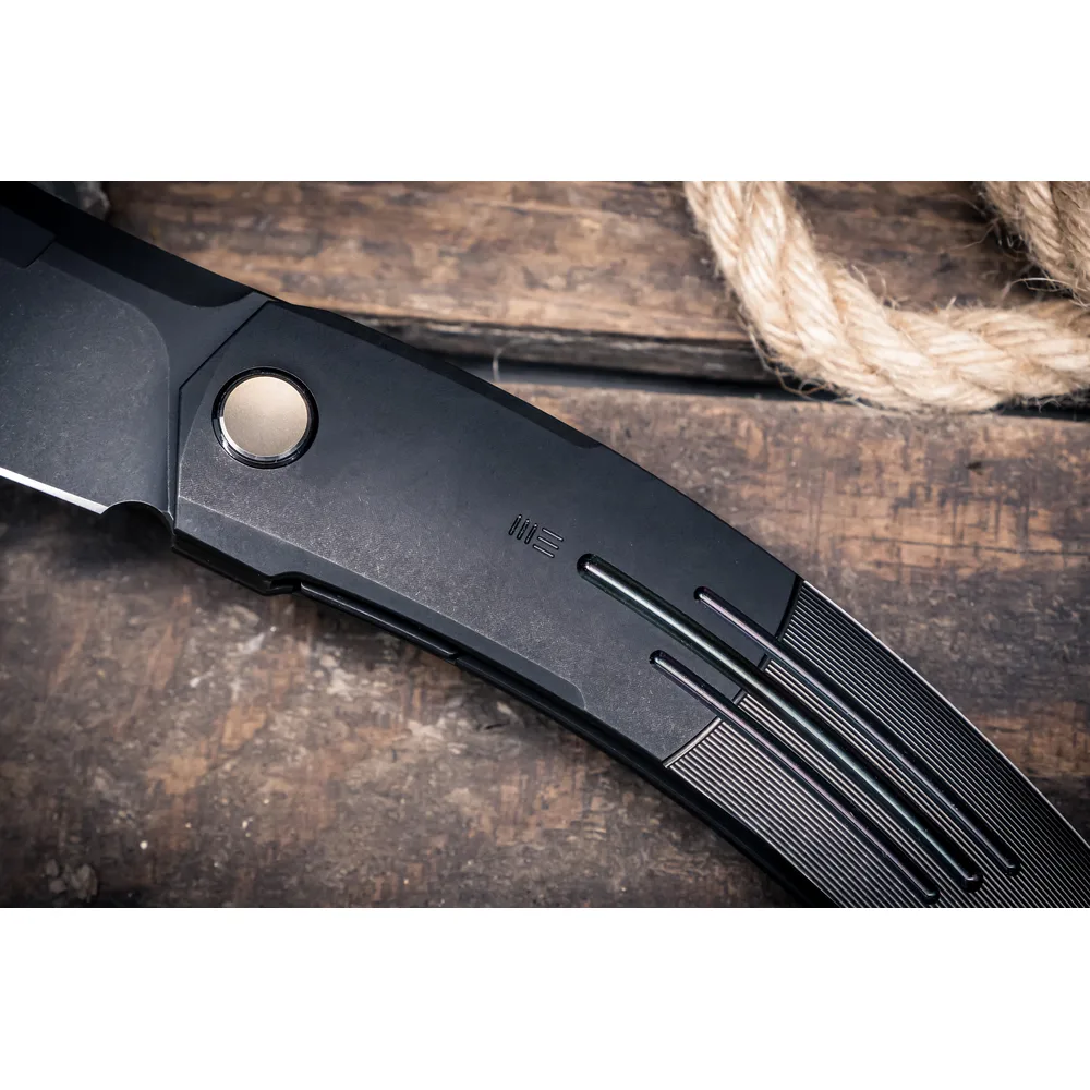 Складаний ніж Weknife титановий 224,5 мм чорний M390