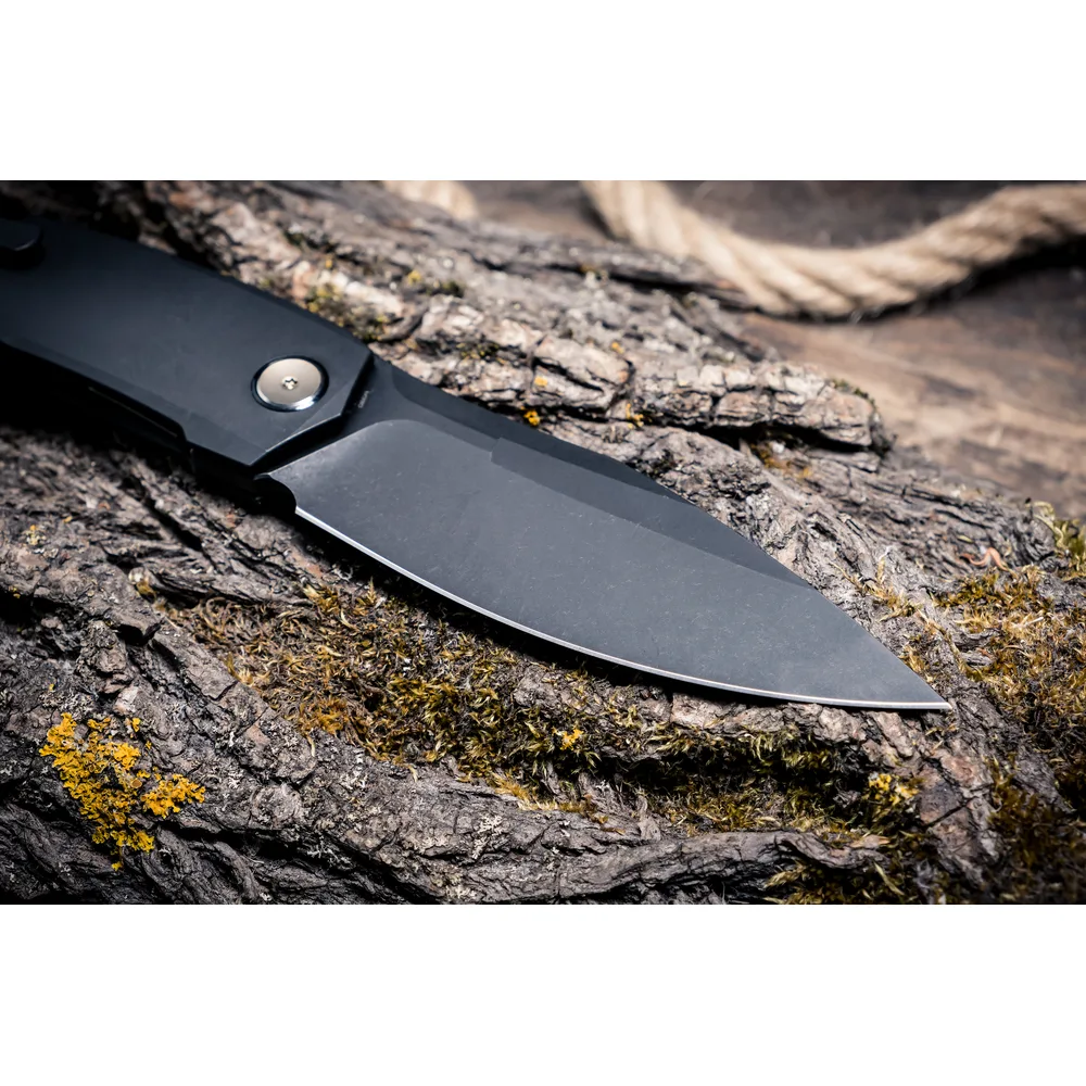 Складаний ніж Weknife титановий 224,5 мм чорний M390