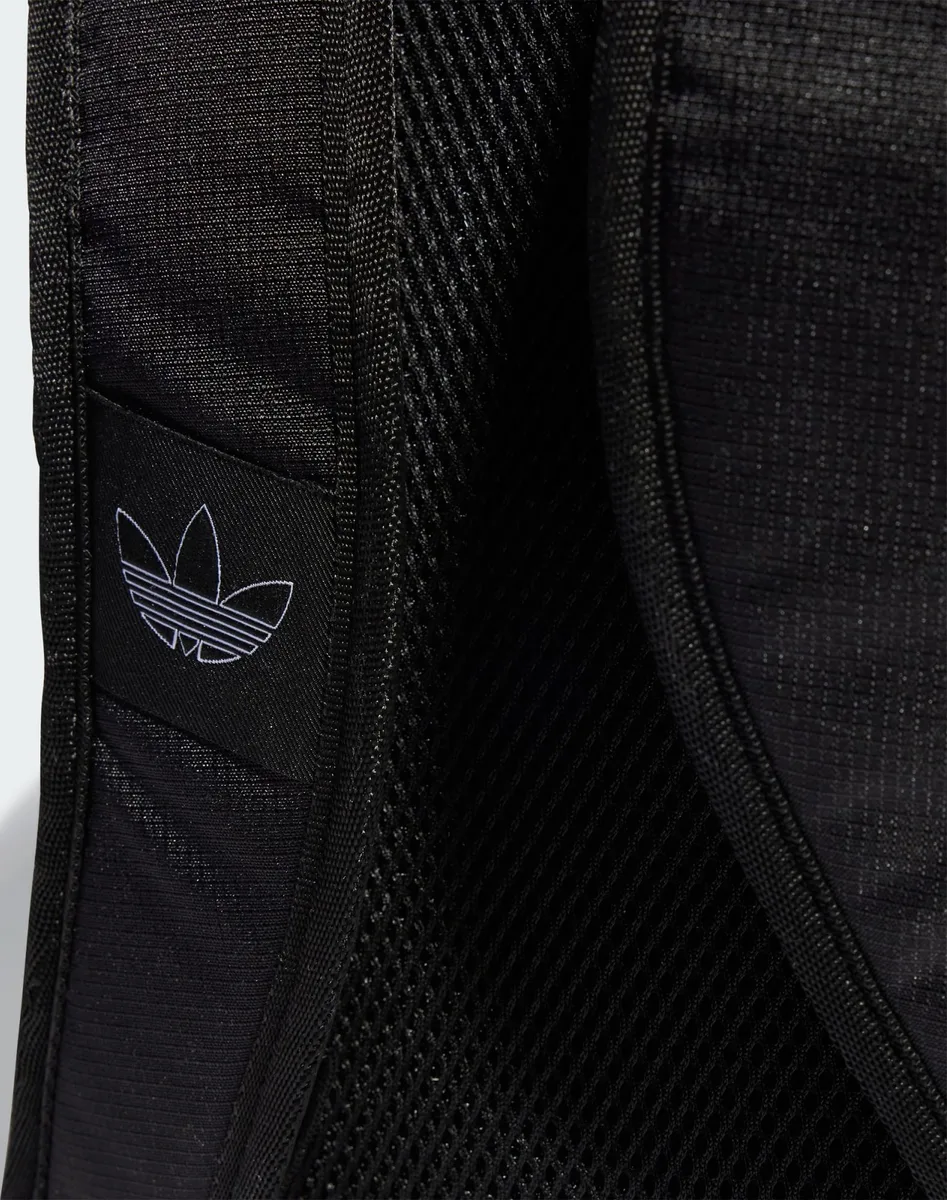 Рюкзак Adidas 100 процентов переработанный полиэстер 15x27x43 см черный