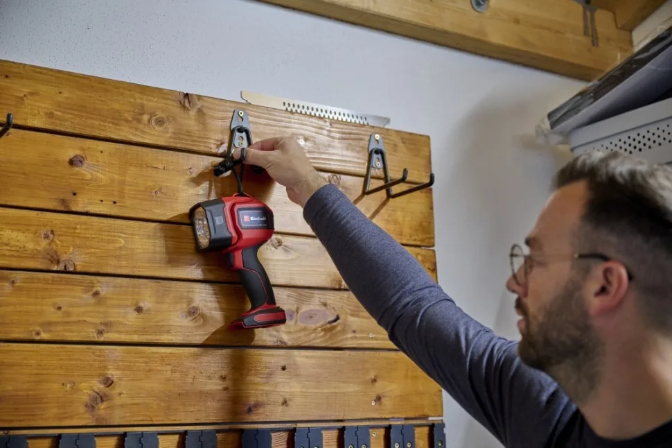Фонарь аккумуляторный Einhell 350 лм 18В LED Портативный 480 г