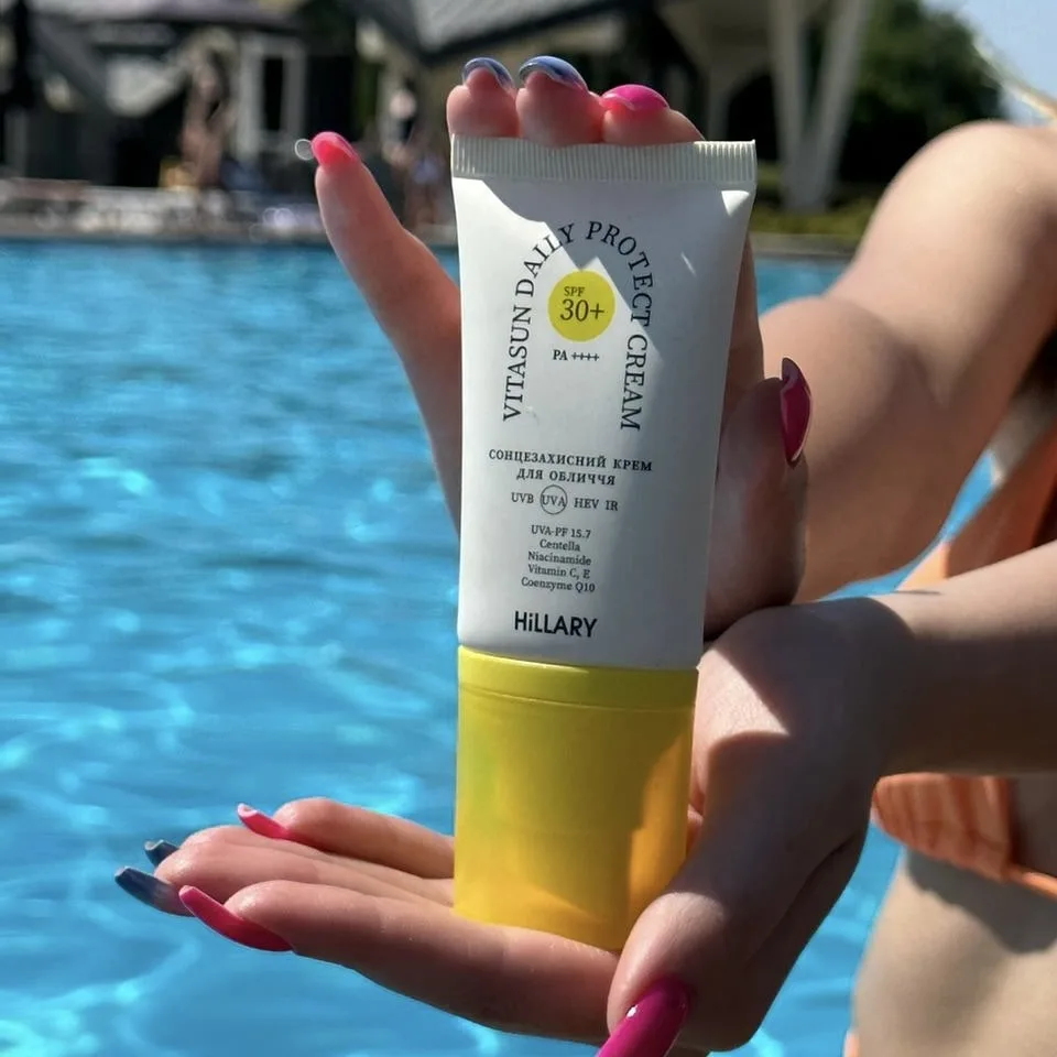 Сонцезахисна мінеральна пудра бежева з SPF 50 + Сонцезахисний крем для обличчя SPF 50+