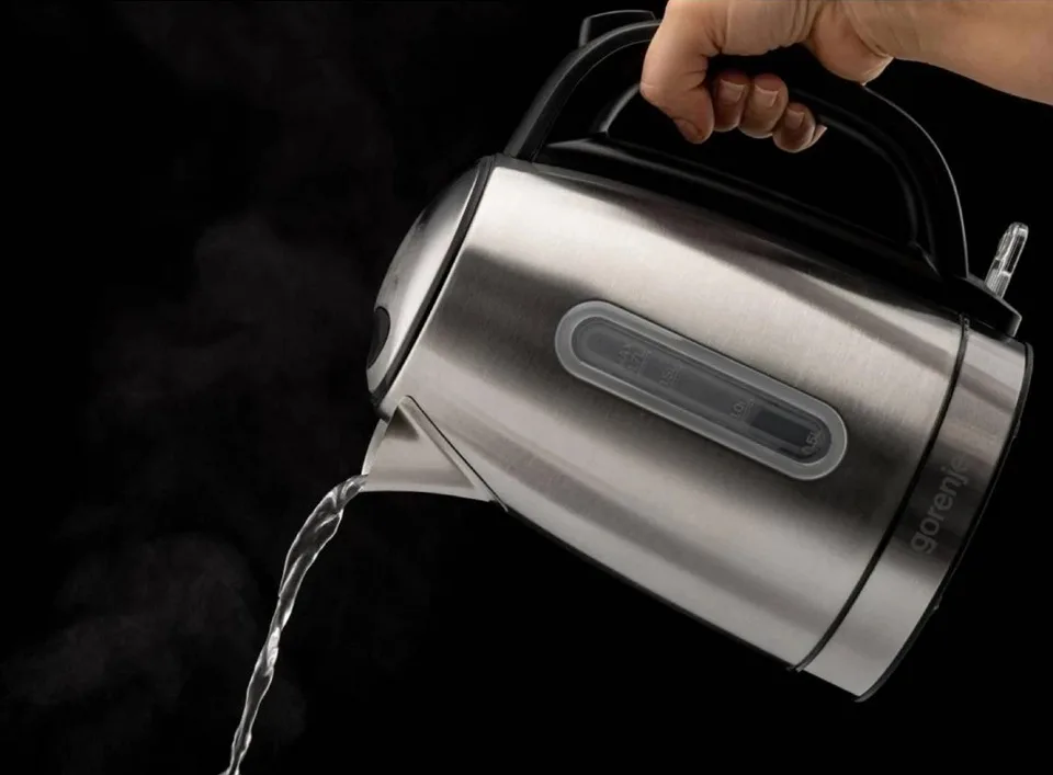 Електрочайник Gorenje Нержавіюча сталь 1,7 л 2200 Вт