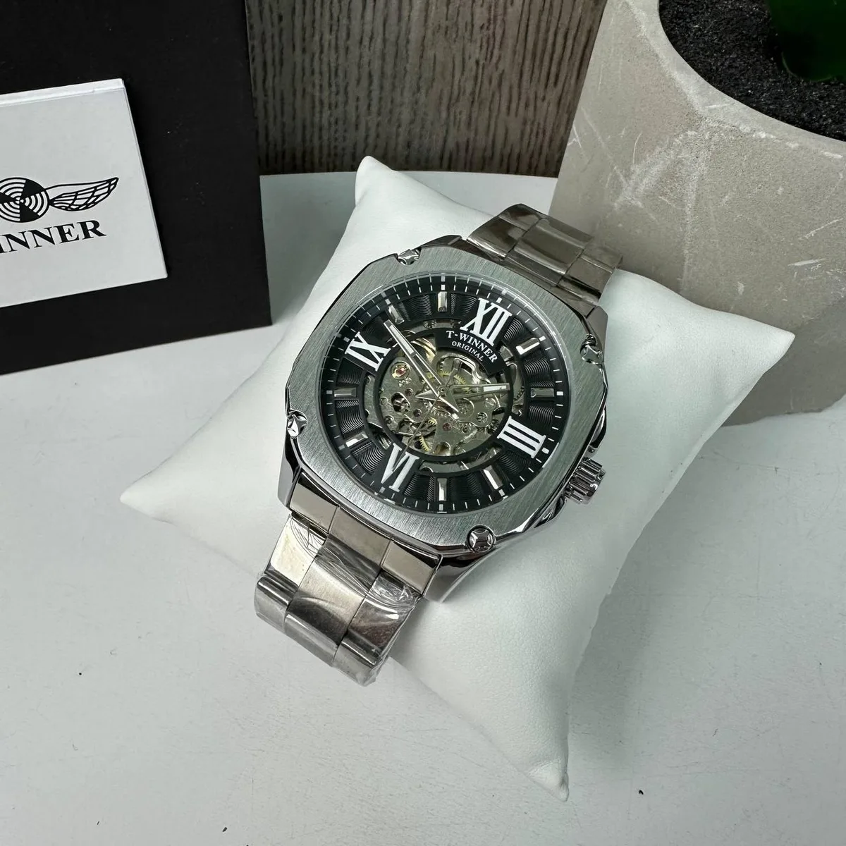 Мужские механические часы Winner Skeleton с автоподзаводом металлические 4 см золотистые