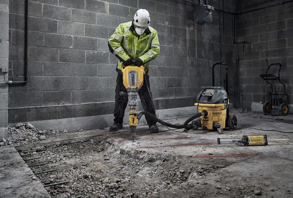 Відбійний молоток DeWalt 1700 Вт SDS-Max 27 Дж для демонтажних робіт важкий інструмент 12,7 кг