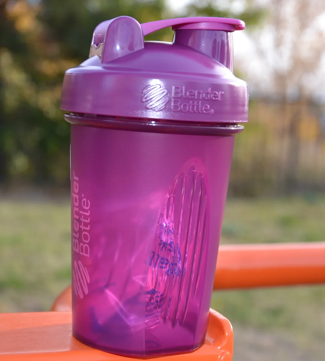 Шейкер спортивний BlenderBottle Tritan 590ml Фіолетовий