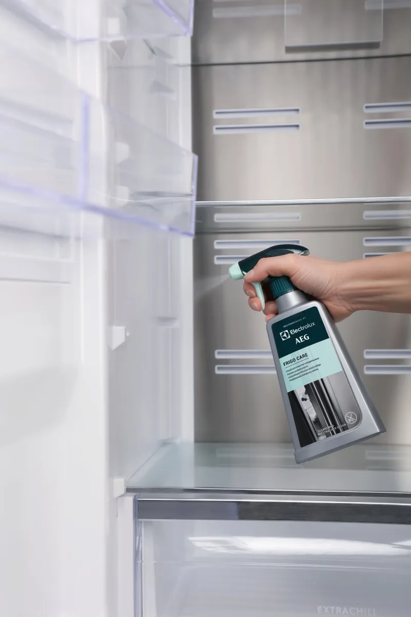 Спрей для чищення холодильників Electrolux 500мл очищувач для побутової техніки нейтралізатор запахів