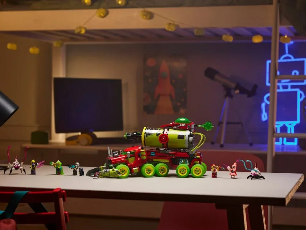 Конструктор LEGO Dreamzzz 929 деталей різнокольоровий
