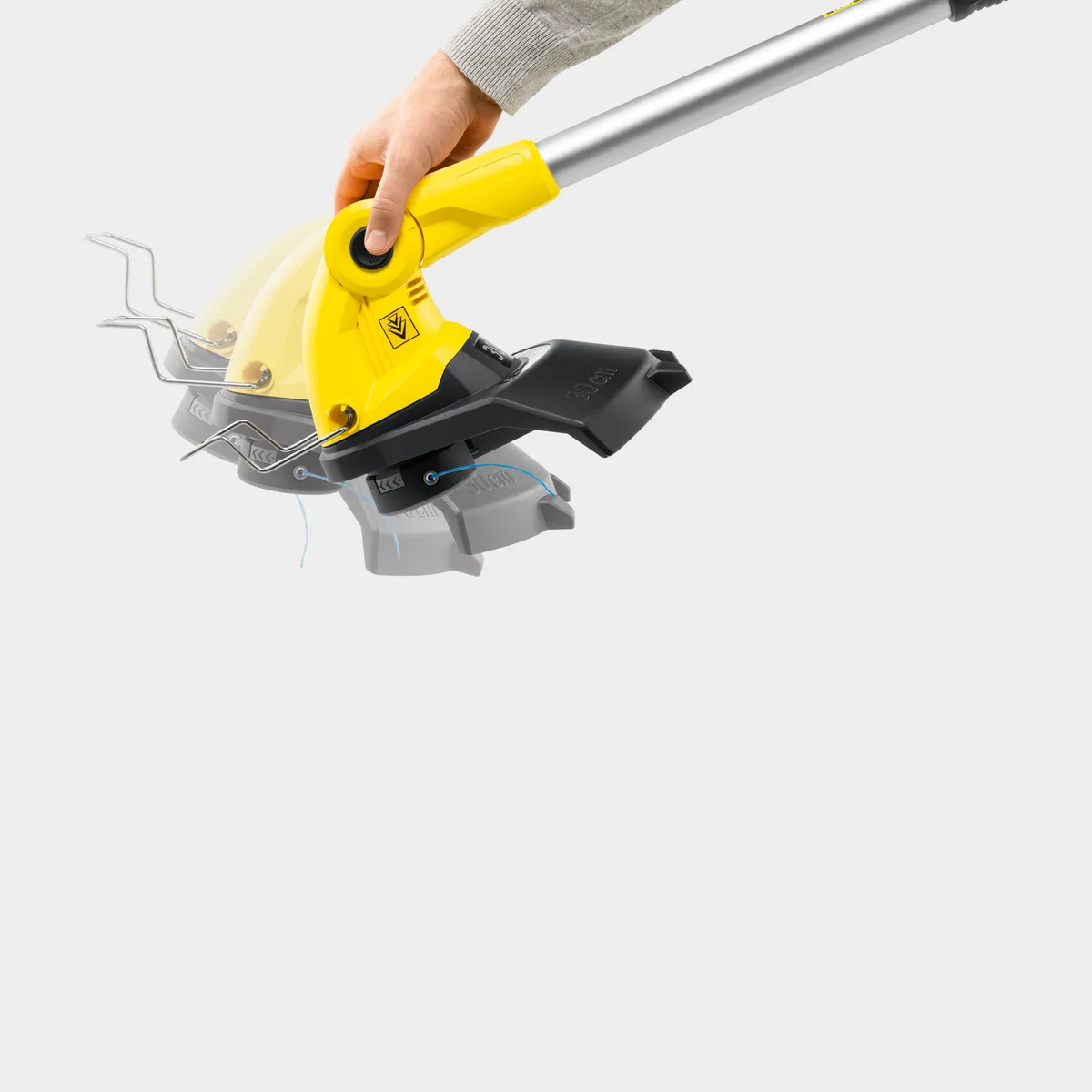 Акумуляторний садовий тример Karcher LTR 18-30, 18В, 30 см, 2.5 кг (без батареї та зарядного пристрою)