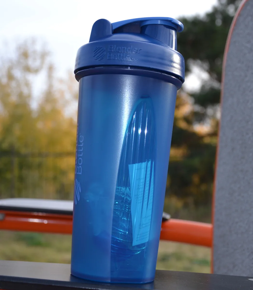 Шейкер спортивний BlenderBottle Tritan 820 мл Синій