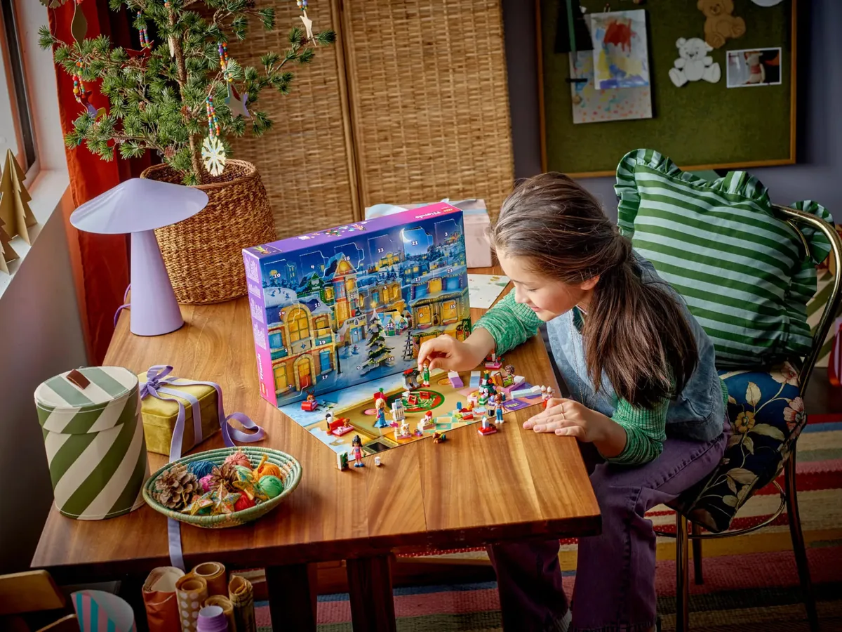 Конструктор LEGO Advent Friends 2025