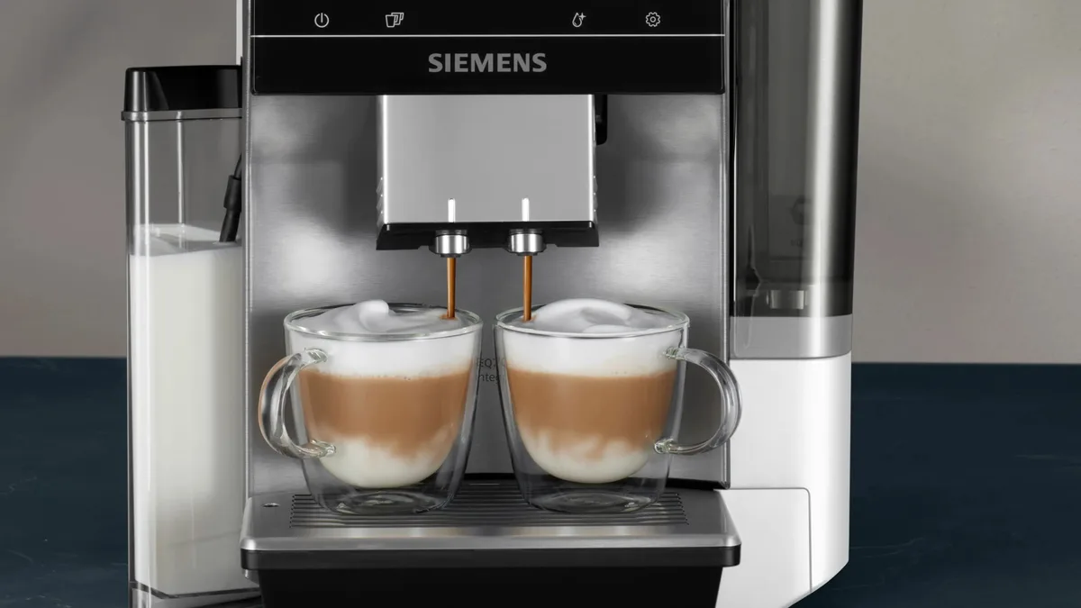 Кавоварка Siemens 2.4л, для зернової та меленої кави, автоматичний капучинатор, LED-дисплей, 20 авторських рецептів, чорна з срібл
