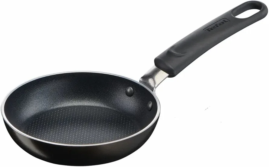 Сковорода Tefal Simply Clean, 12 см, алюмінієва, з бакелітовою ручкою, чорного кольору.