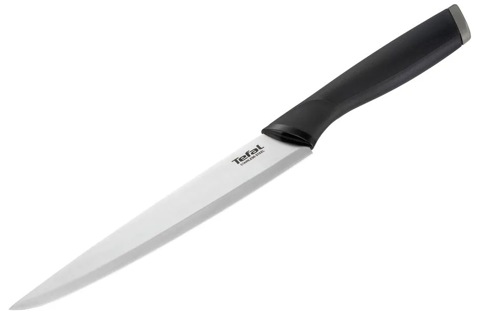 Набор кухонных ножей Tefal Comfort с деревянной подставкой, 5 предметов из нержавеющей стали, с пластиковыми и деревянными элементами, черного цвета.