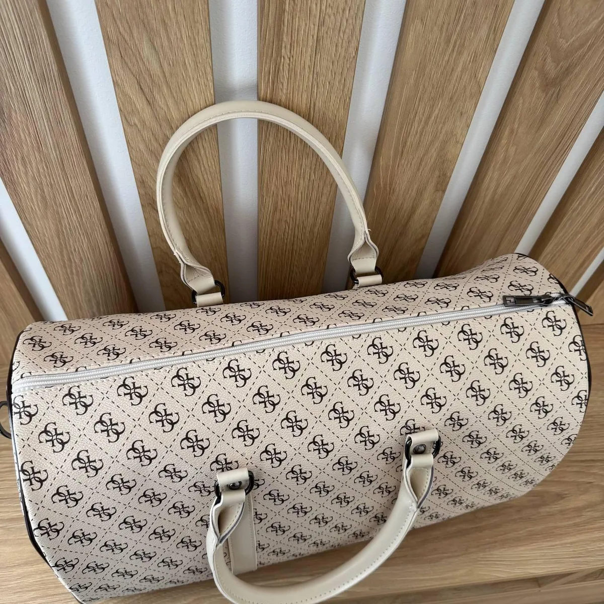 Женская сумка для фитнеса 42x21x25 см экокожа молочная