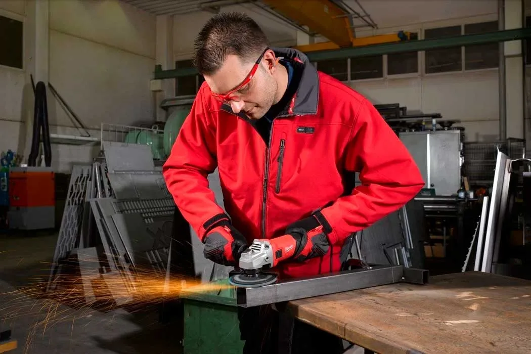 Угловая шлифмашина Milwaukee M18 AG 800-125 E, 125 мм, 800 Вт, 11500 об/мин, 20 кг