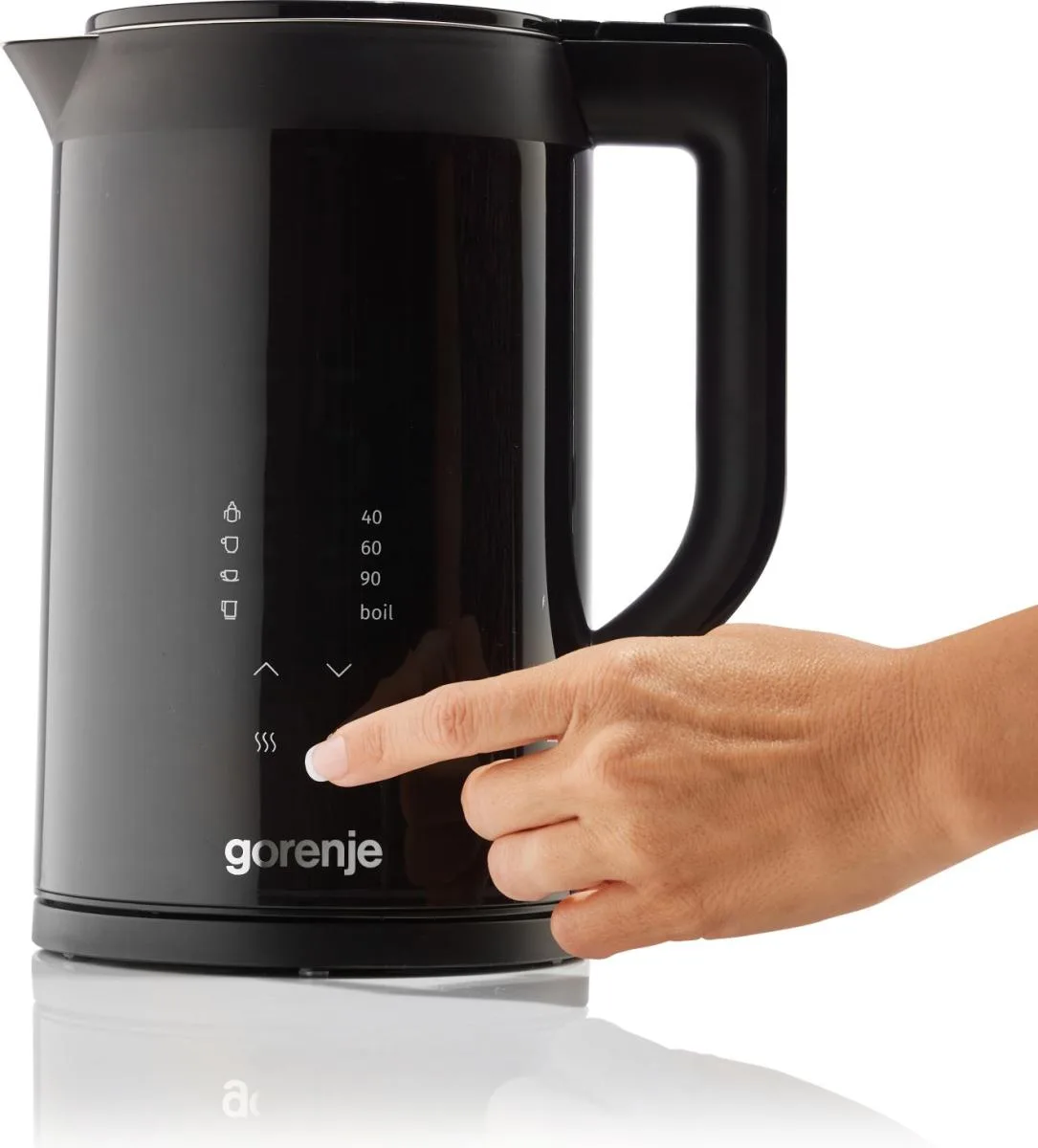 Електричний чайник Gorenje 1.7 л з подвійними стінками, LED-екраном та контролем Strix, чорного кольору.