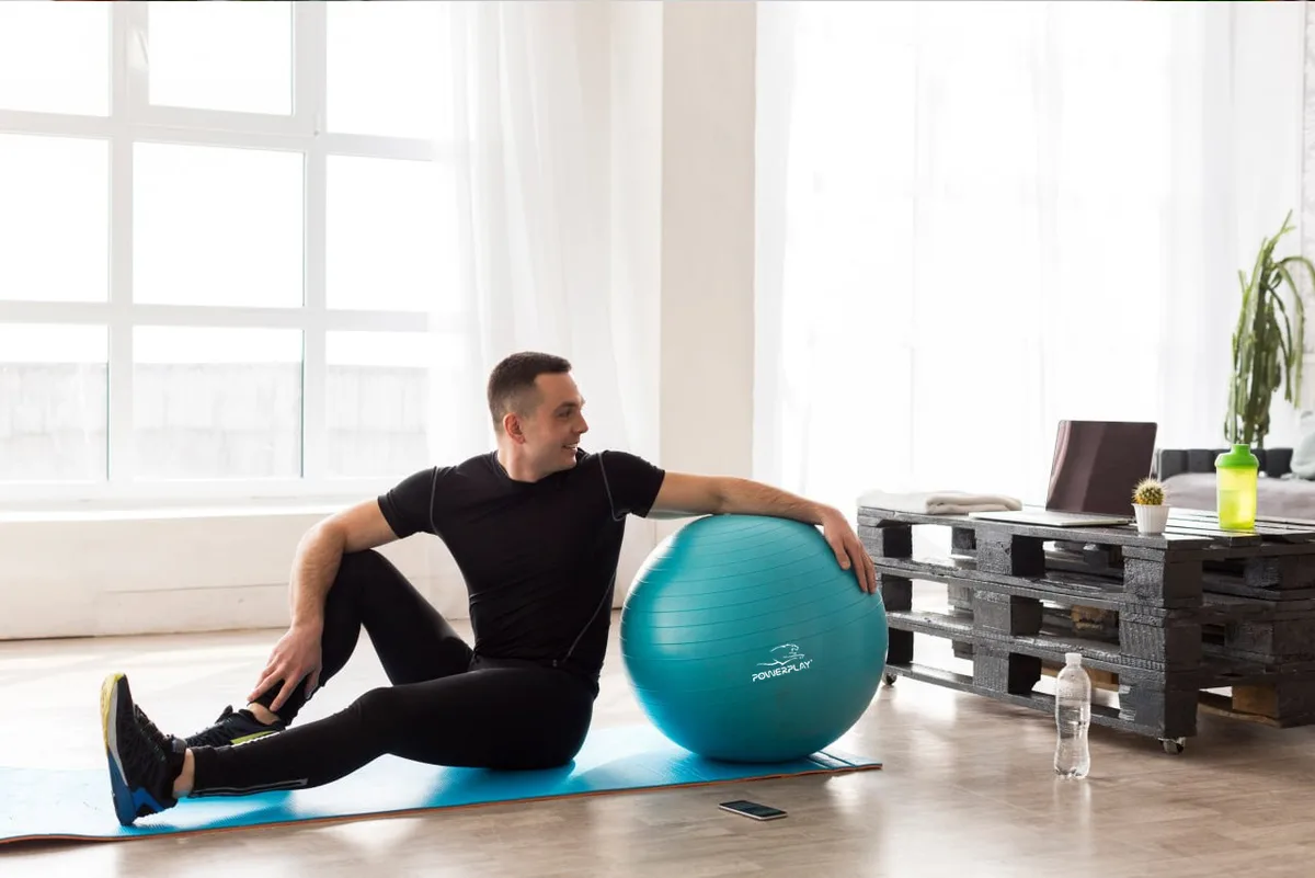 М'яч для фітнесу Active Point PVC 65 см М'ятний з помпою