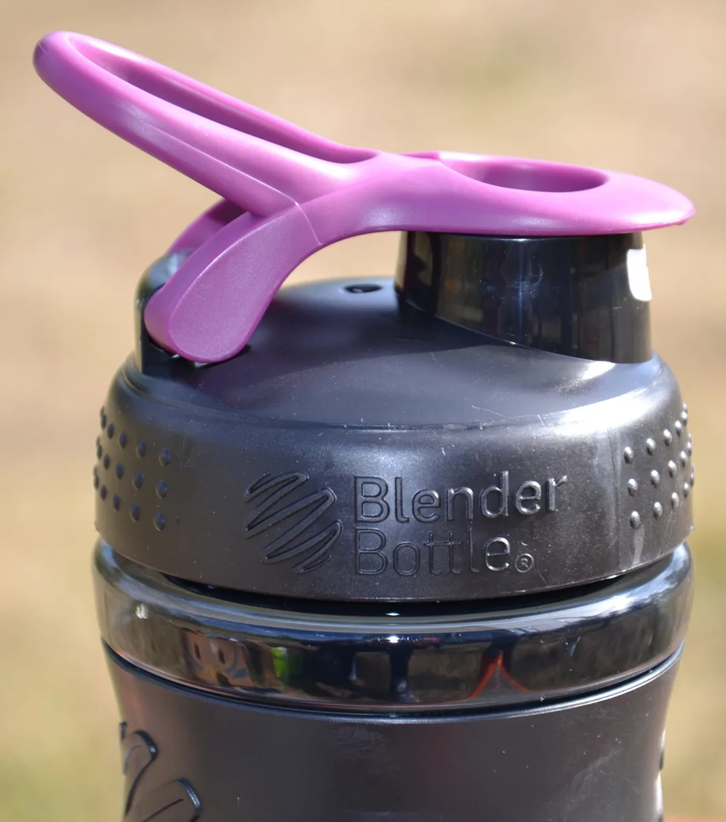 Шейкер спортивний BlenderBottle Tritan 820 мл Чорний/Сливовий