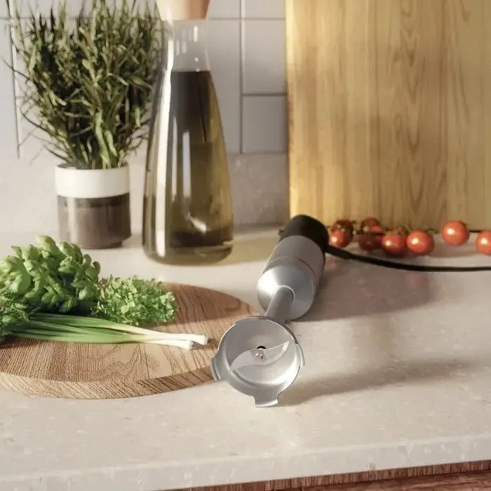 Занурювальний блендер Electrolux Нержавіюча сталь 1000 Вт Чорний