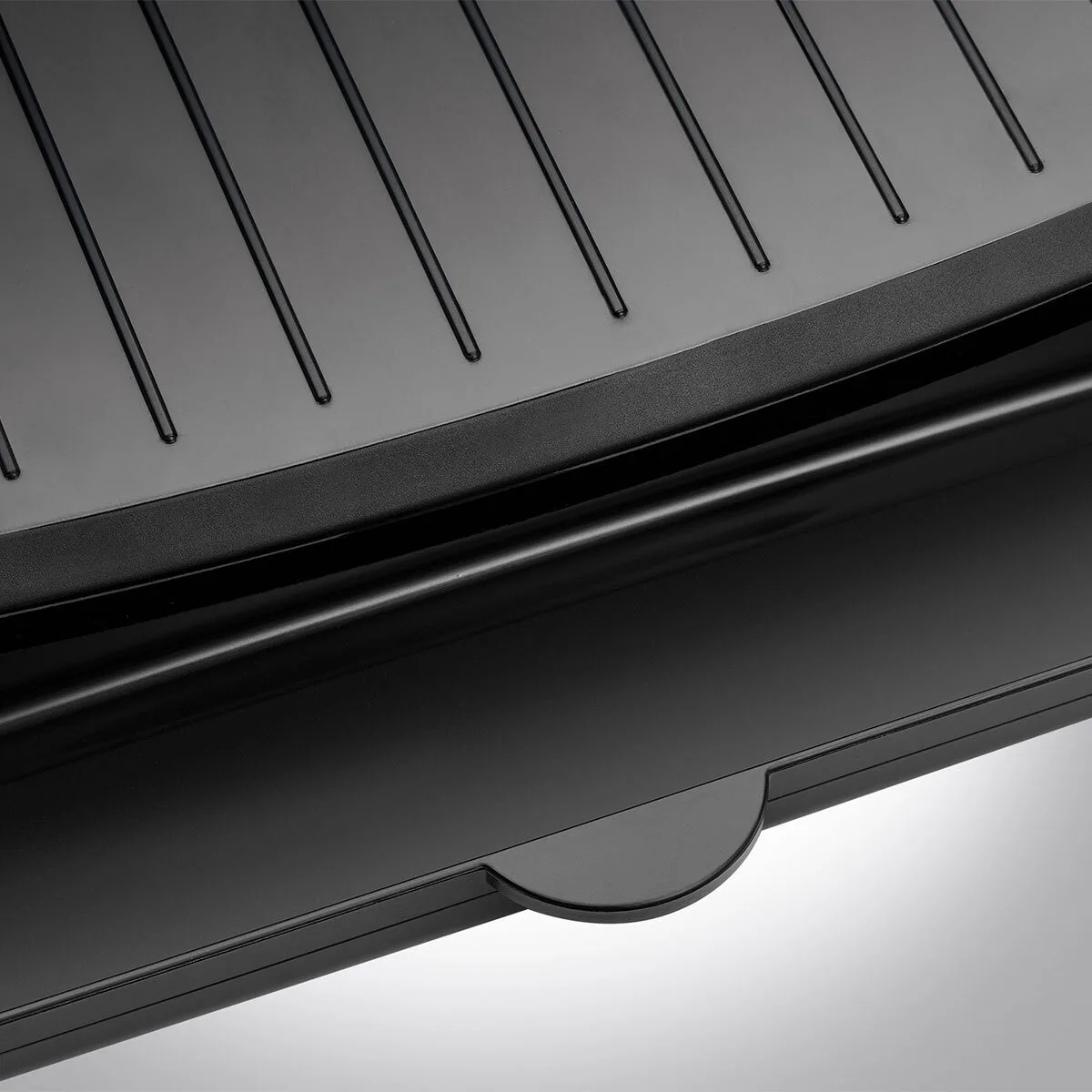 Гриль George Foreman прижимний Fit Grill середній 1630Вт, 1 температурний режим, пластиковий корпус, чорний.