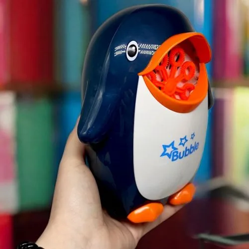 Игрушка для активных игр JH Пингвин для запуска мыльных пузырей 18.5 см