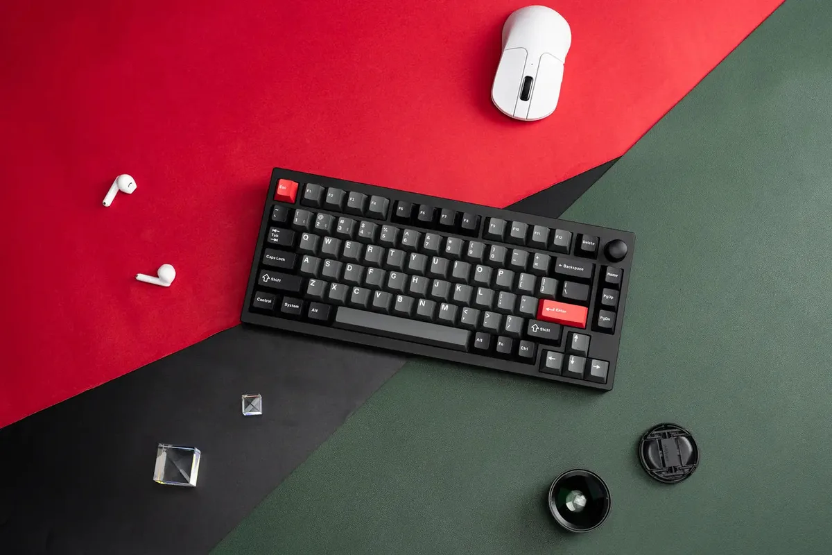 Клавиатура механическая Lemokey P1 Pro 84Key, Keychron Super Red, WL/BT/USB-A, QMK/VIA, Hot-Swap, EN/UKR, RGB, ручка, угольный черный.