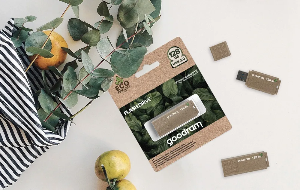 Флешка Goodram 128ГБ USB 3 Коричнева Пластикова