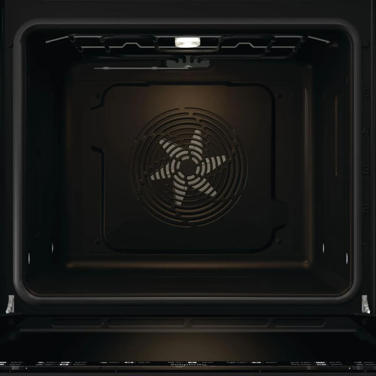 Електрична духова шафа Gorenje, 77 л, клас A, з паровим функціоналом, дисплей, макс. температура 300°C, чорний колір.