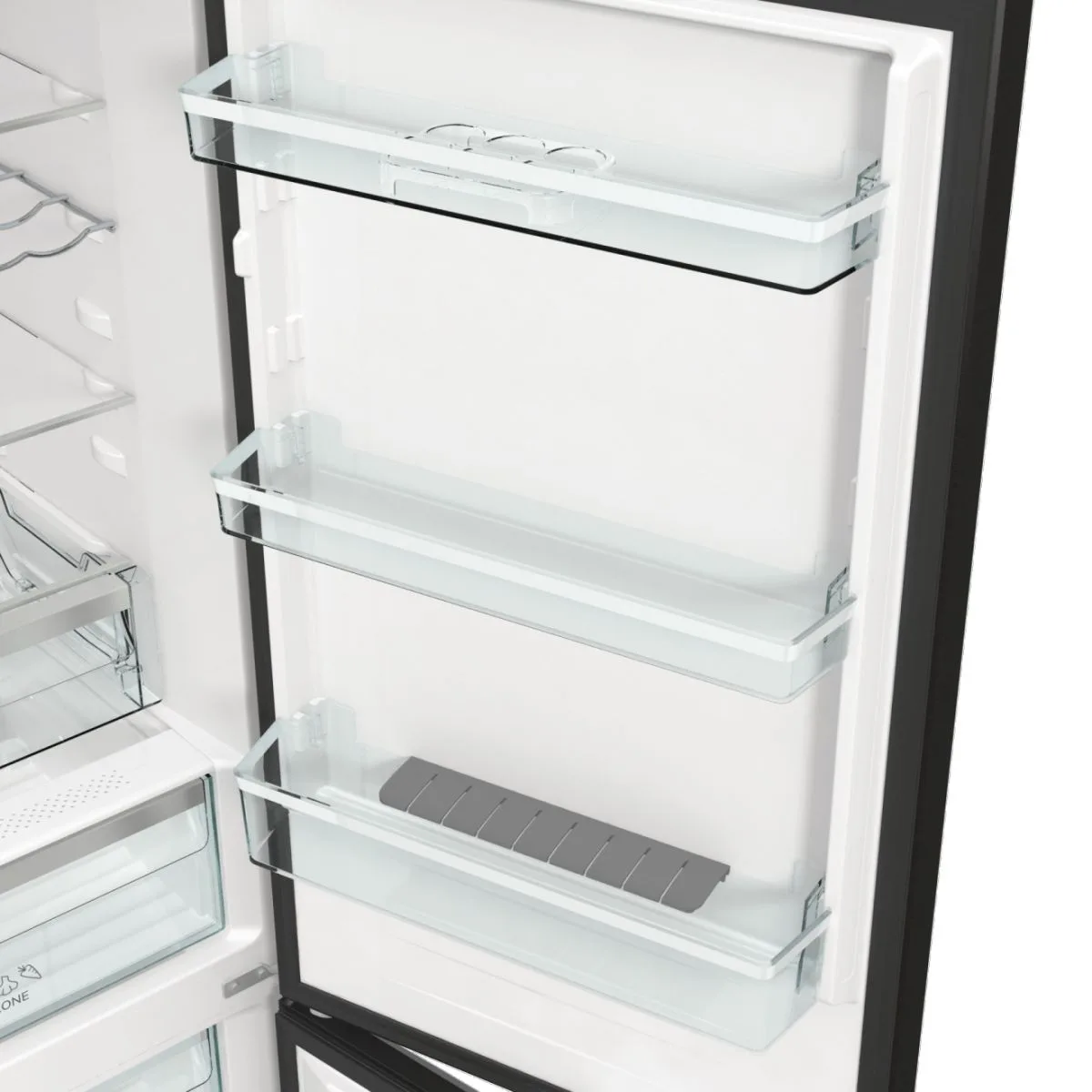 Холодильник Gorenje NRK619EABXL4 с нижней морозильной камерой, размеры 185х60х60 см, 2 дверцы, объем холодильника 204 л, объем морозильной камеры 96 л, класс энергоэффективности A+, технология NoFrost Plus