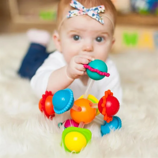 Прорізувач Fat Brain Toys Сенсорні кулі різнокольорові 15х13х17 см 0,23 кг