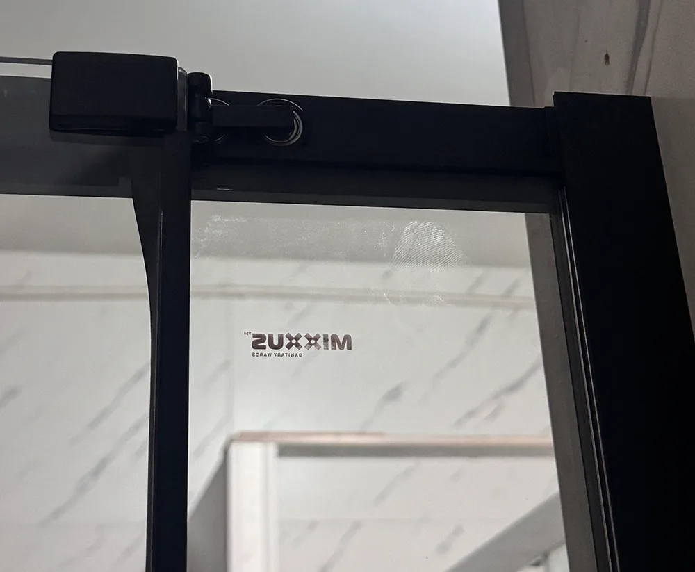 Душова кабіна Mixxus Premium без піддону безпечне гартоване скло 120х80 см чорна